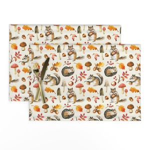 Autumn Chipmunk / Cream / Small Scale