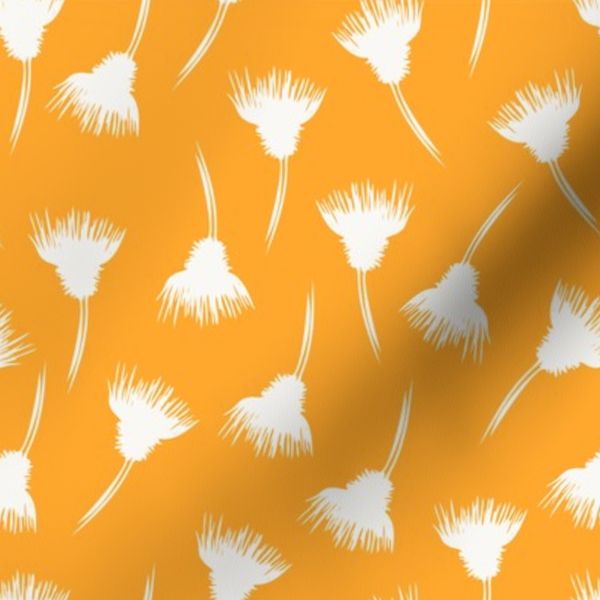 Thistel flower orange
