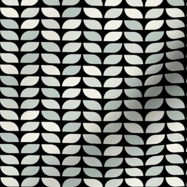 Geometric Pattern Leaf Savon Black (small version)