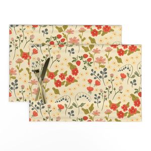Cottage Floral Cream - Large 21 x 21