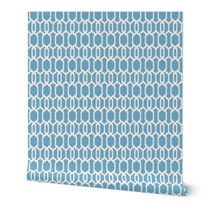 Modern Trellis white on blue (L)