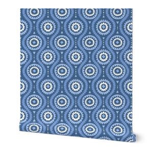 minimal medallion/shades of blue