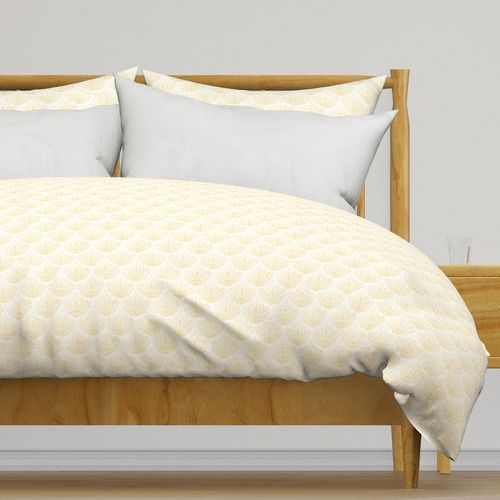 Soft Cream Damask on Ivory