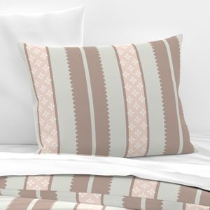Vintage Stripe Charm Peach