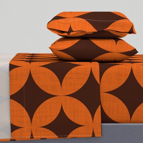 Retro Curved Diamonds Linnen Texture - Chocolate Brown and Burned Orange L