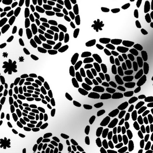 Black and white butterfly circles (black)