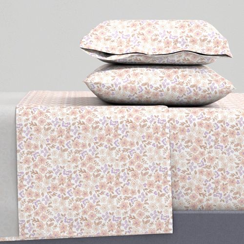 French cottage flowers wildflowers blossom summer blush beige sand white