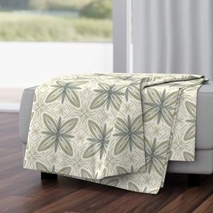 Flower and Petals Geometric - Small