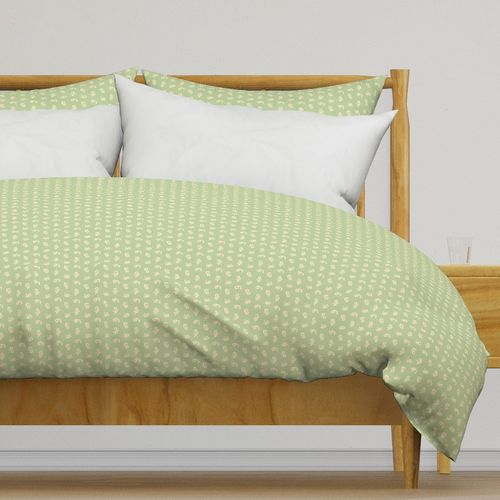 green and cream farmhouse floral