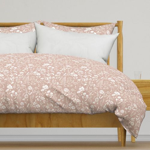 Stylised Flowers & Leaves Floral Garden Monochrome Dusty Pink & White 12"