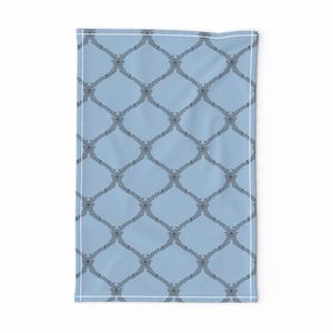 Large Open Diamond Trellis Illustration