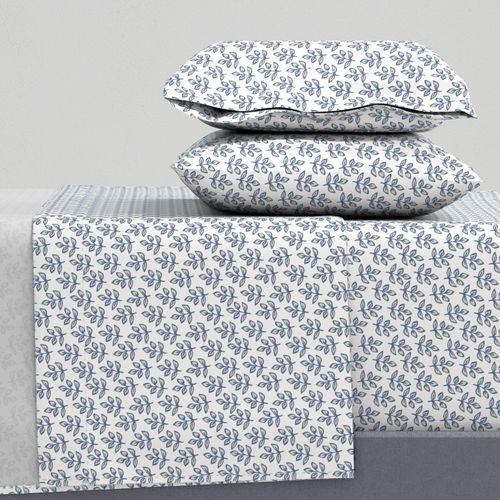 Small Wavy Sprig Blue on White