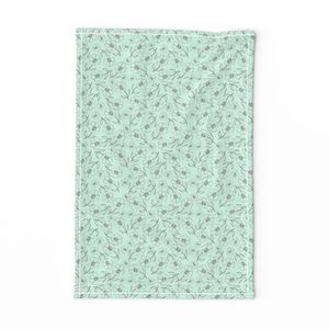 2026-27-06 Floral Outlines Lt Green 2b