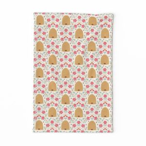 Rustic Country Beehive Honey Cream And Pink floral