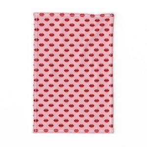 lipstick lips beauty makeup beauty valentines fabric