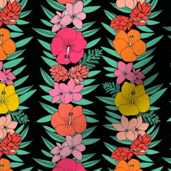 Smaller scale-lei po'o colorful